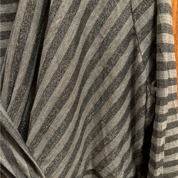 Women’s Blouse - Picture 2 of 5